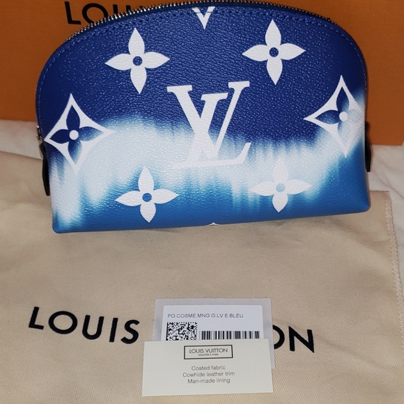 Louis Vuitton Escale Blue Cosmetic Toiletry Pouch Giant Flower Monogram Pochette - Picture 17 of 17